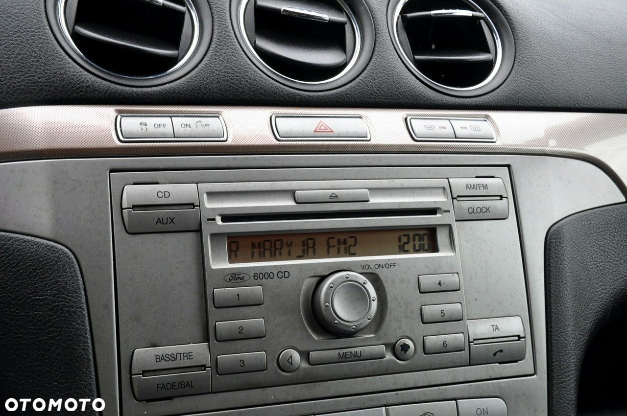 Ford Galaxy - 31