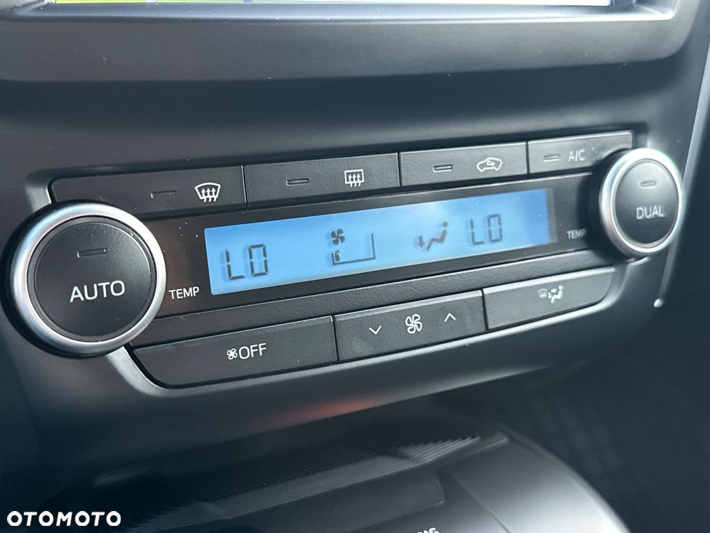 Toyota Avensis Touring Sports 1.6 D-4D Business Edition - 33