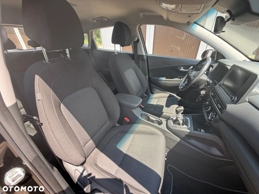Hyundai Kona 1.6 CRDi 48V-Hybrid Trend - 12