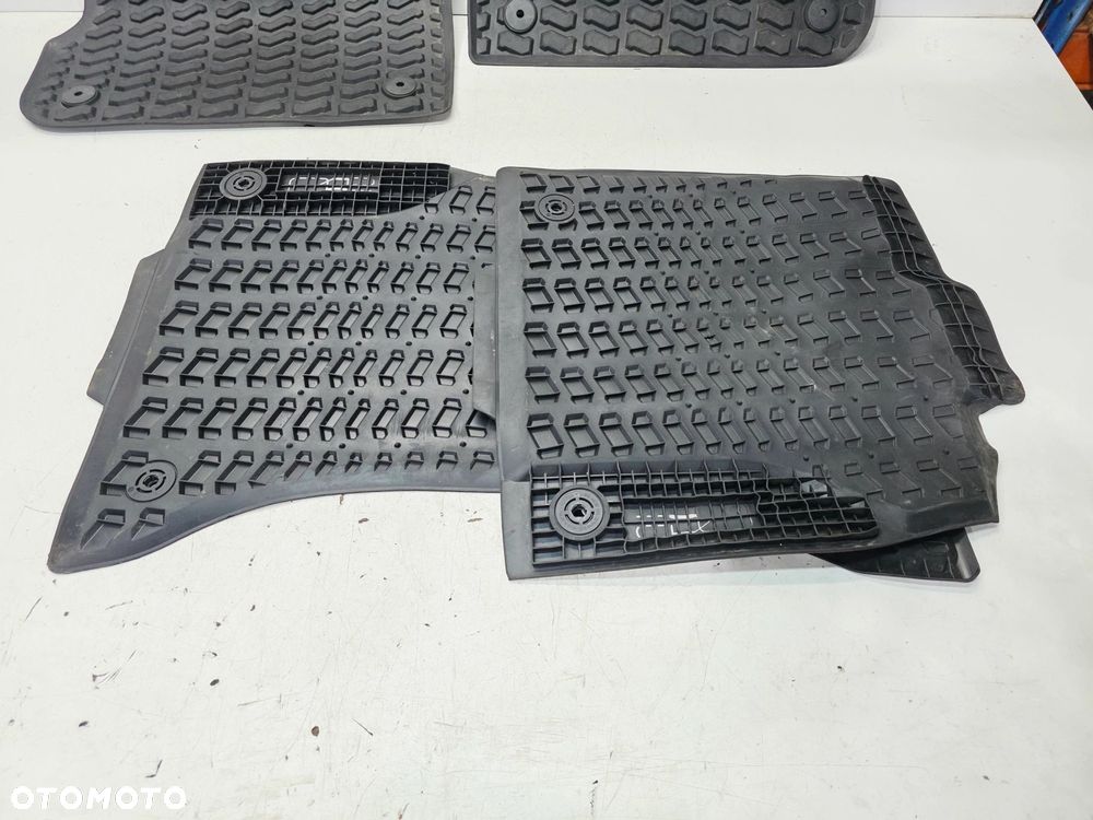 DYWAN DYWANIKI GUMOWE KOMPLET AUDI Q5 FY 80A061511 80B061501 - 8