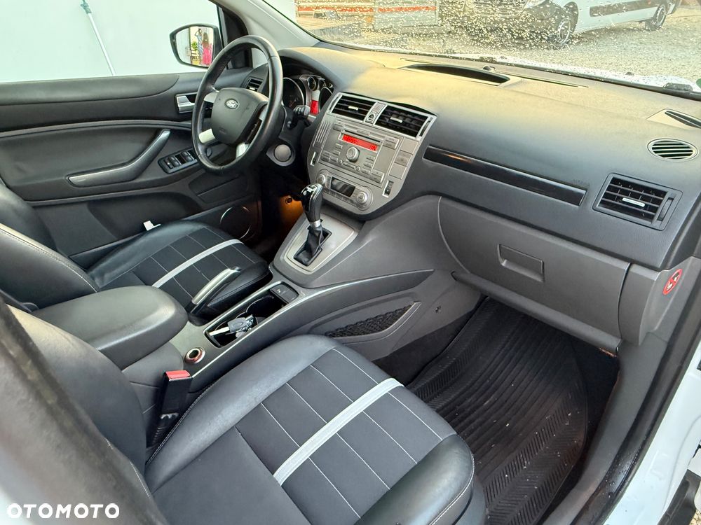 Ford Kuga 2.0 TDCi 4x4 Titanium - 16
