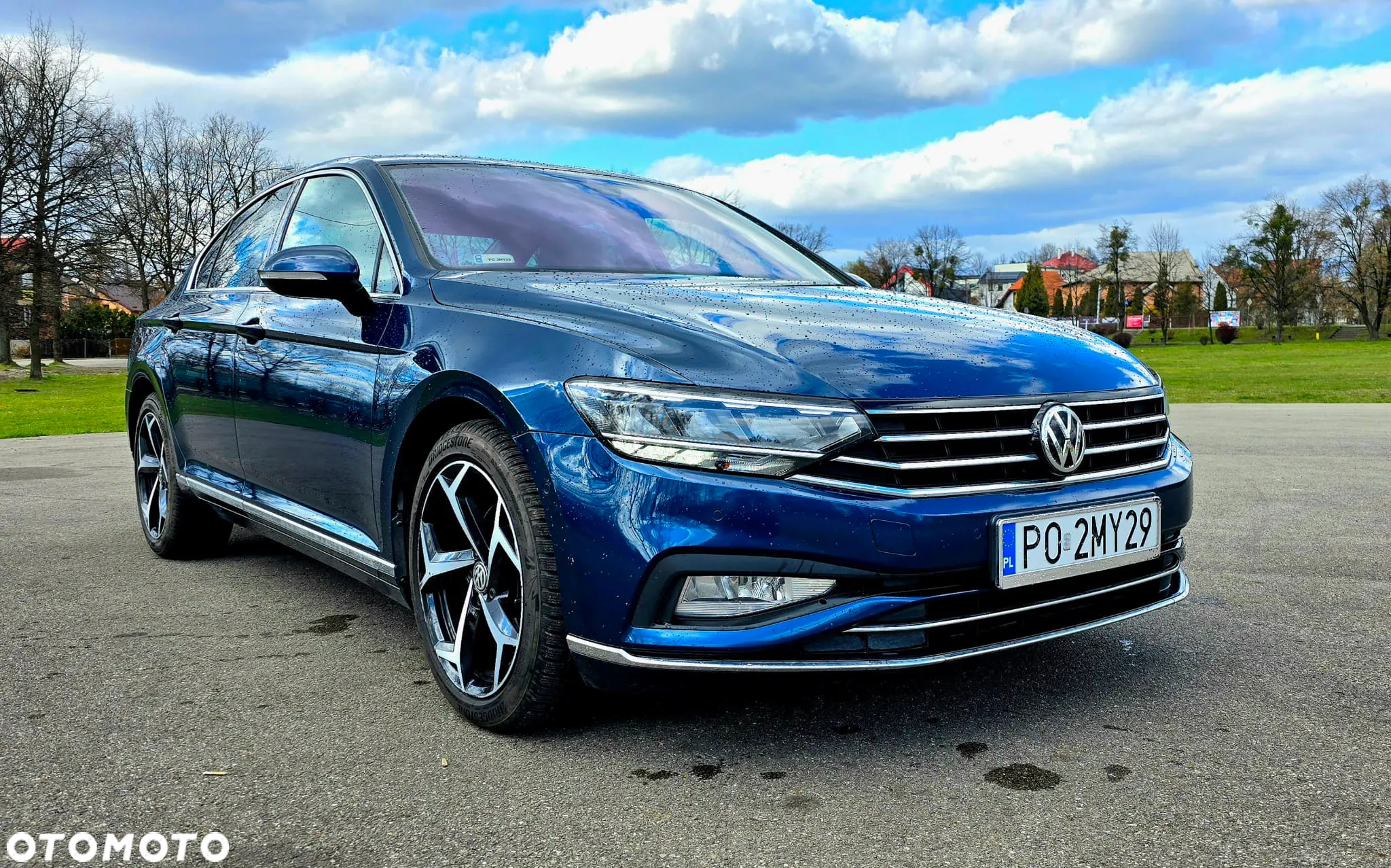 Volkswagen Passat - 2