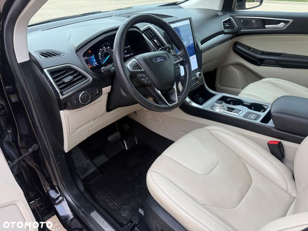 Ford Edge - 12