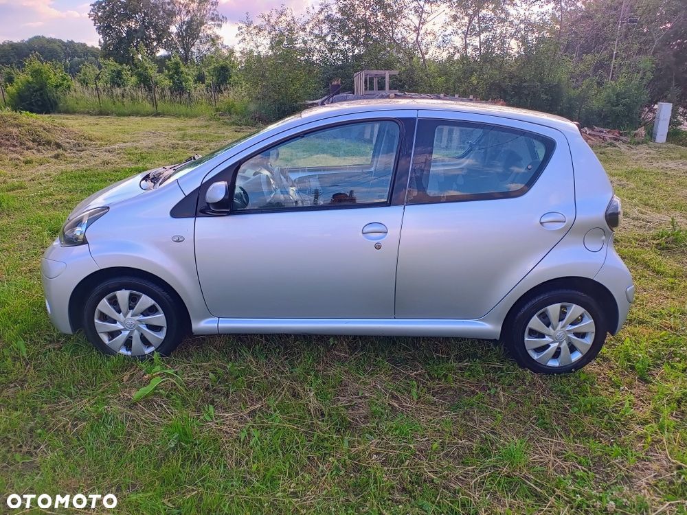 Toyota Aygo - 2