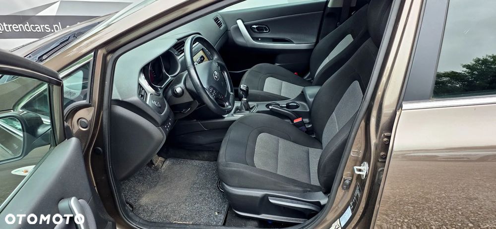 Kia Ceed 1.4 CVVT Vision - 17