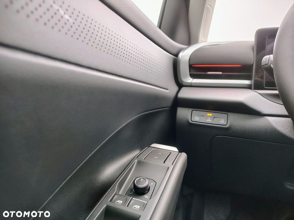 Volkswagen T-Roc - 18
