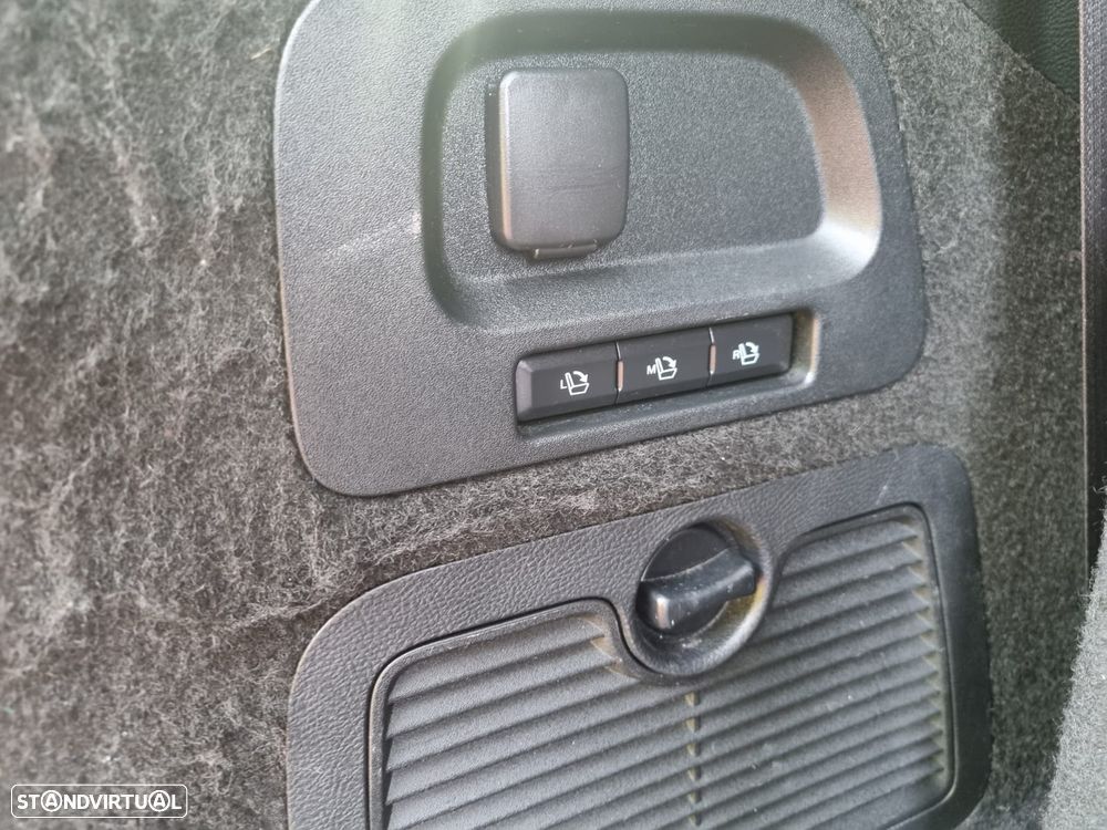 Ford Galaxy 2.0 TDCi Titanium - 31