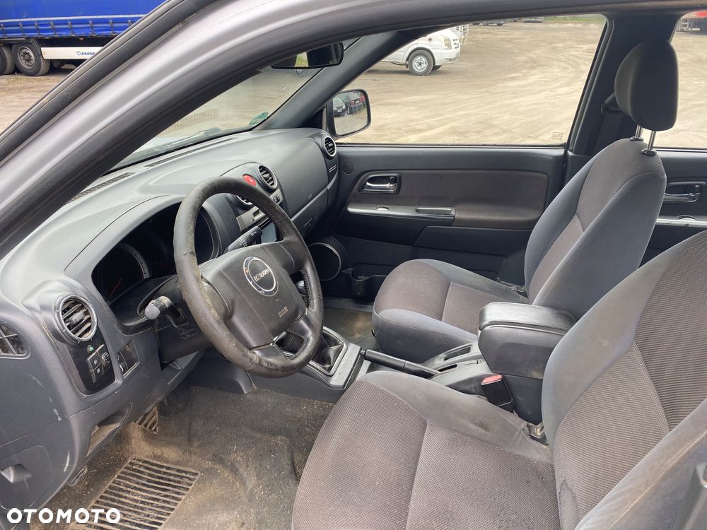 Isuzu D-Max 4x4 Double Cab Custom - 10