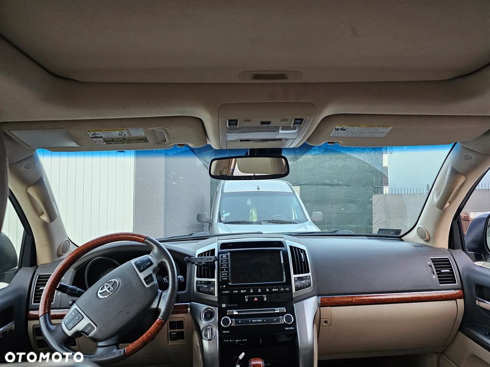 Toyota Land Cruiser LC 4.6 Prestige X 7 - 4