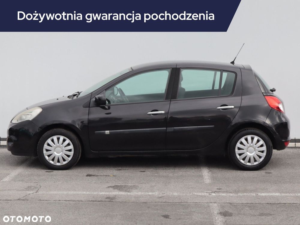 Renault Clio 2011 photo 3