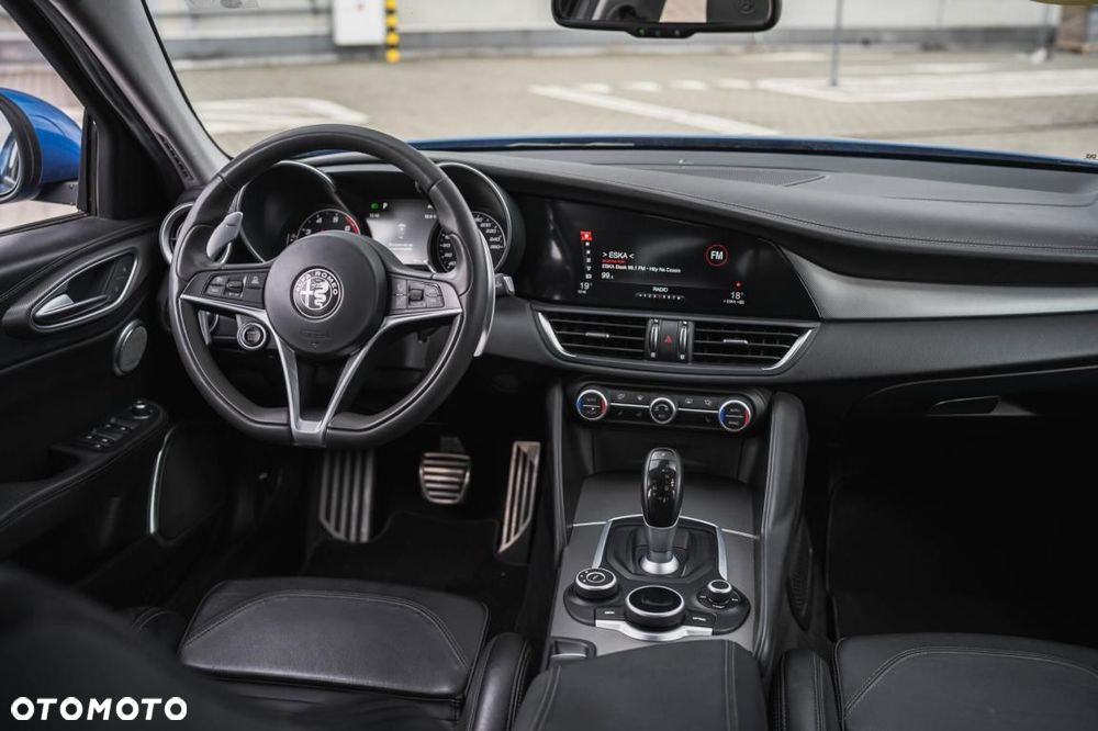 Alfa Romeo Giulia - 3