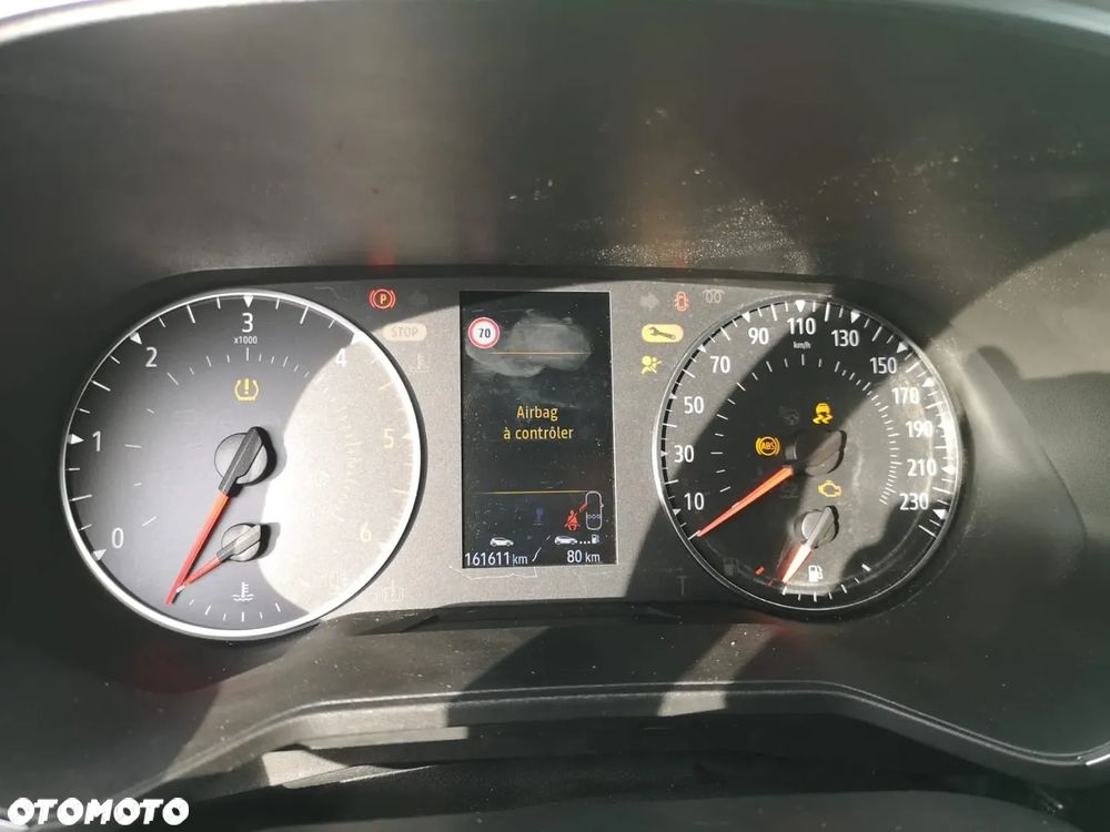 Renault Clio BLUE dCi 85 BUSINESS EDITION - 10