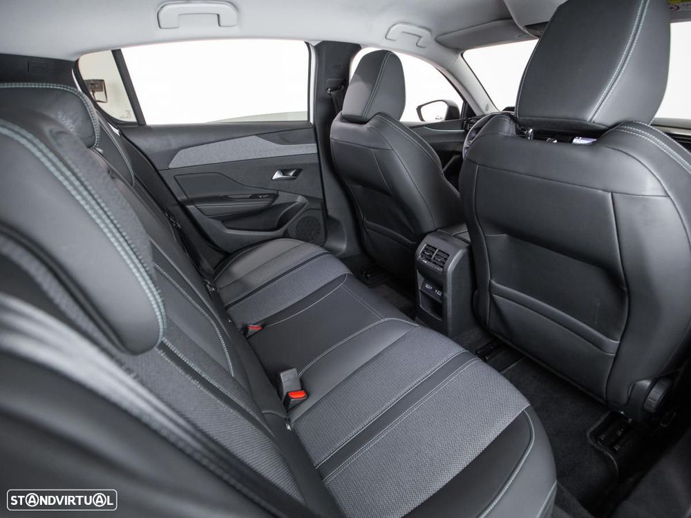Peugeot 308 - 11