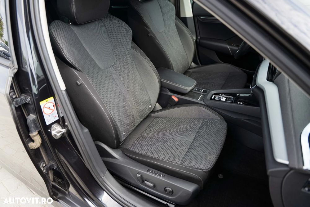 Skoda Octavia 2.0 TDI DSG Style - 17