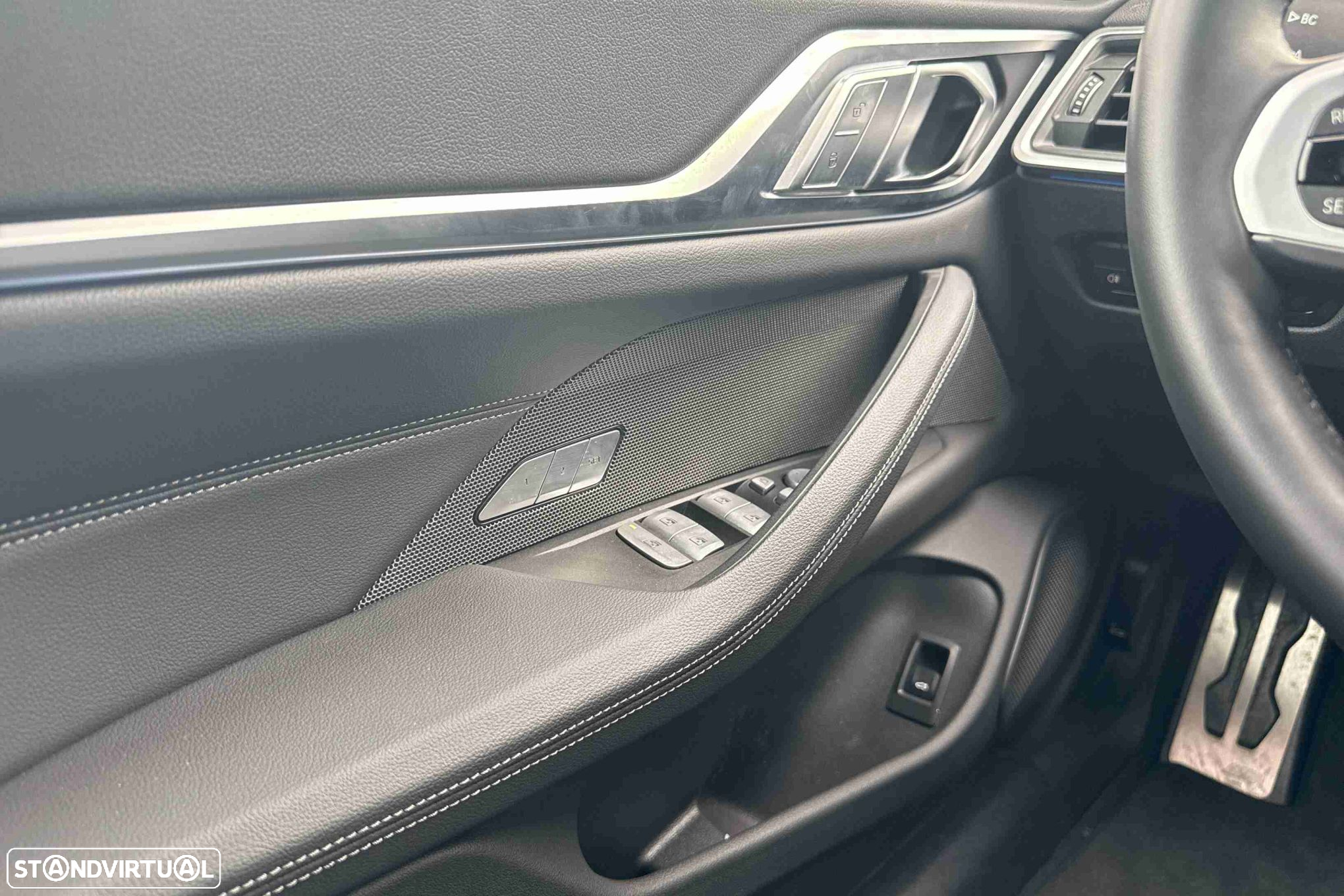 BMW i4 eDrive40 Desportiva M - 5