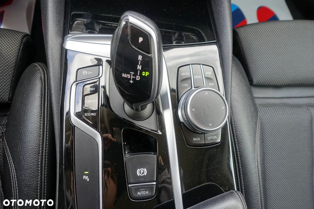 BMW Seria 5 520d xDrive Sport Line - 25