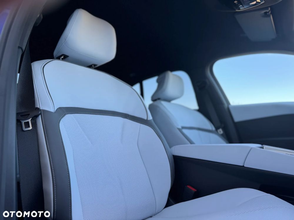 BMW i3 50 xDrive 113.4kWh - 37