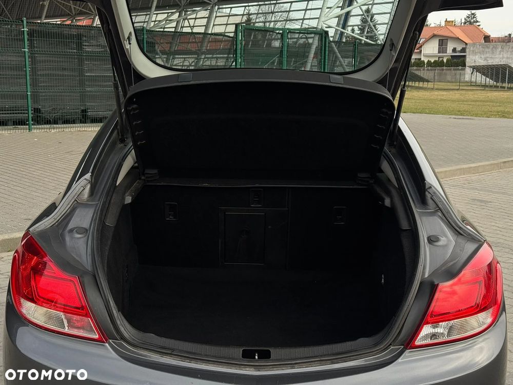 Opel Insignia 1.6 Turbo Sport - 19