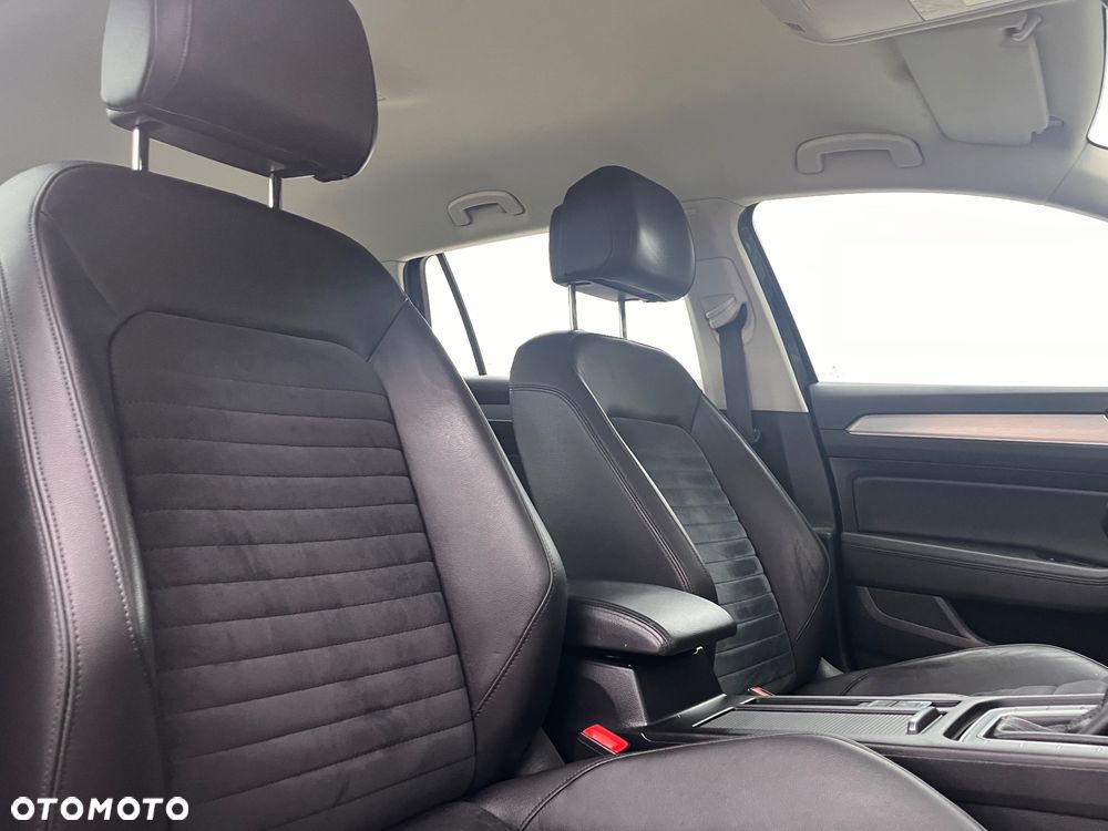 Volkswagen Passat - 23