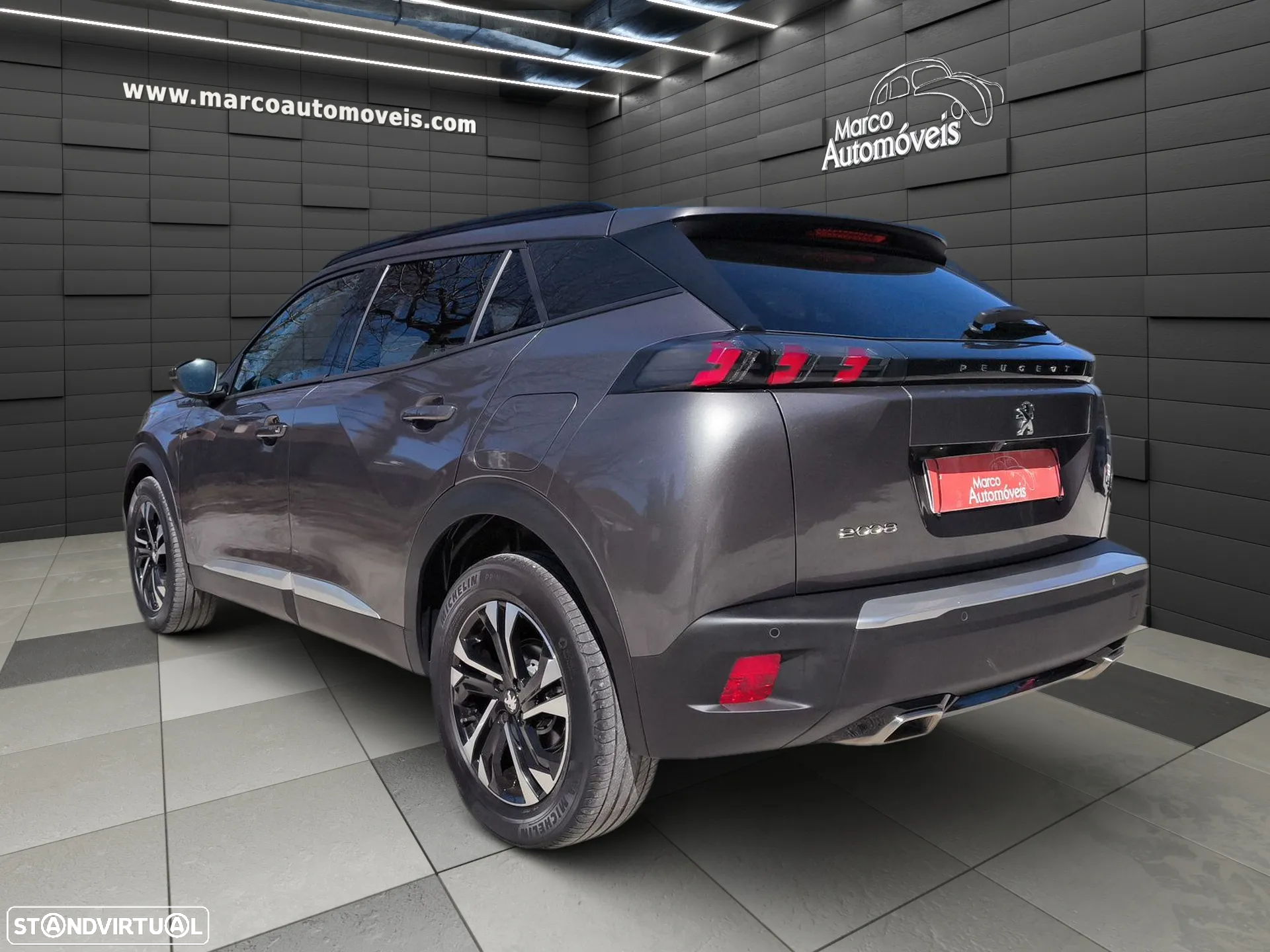 Peugeot 2008 1.2 PureTech Allure Pack - 4