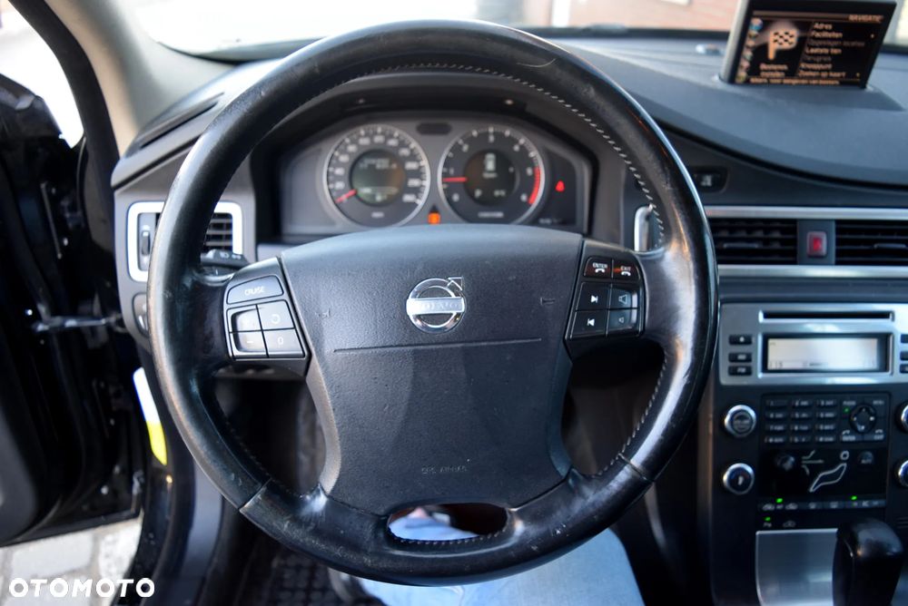 Volvo V70 D5 DPF Summum - 20