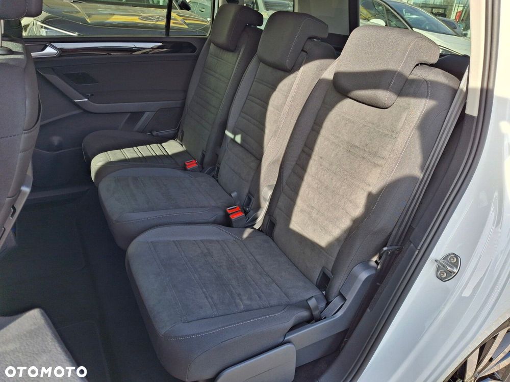 Volkswagen Touran 1.5 TSI EVO Highline DSG - 19