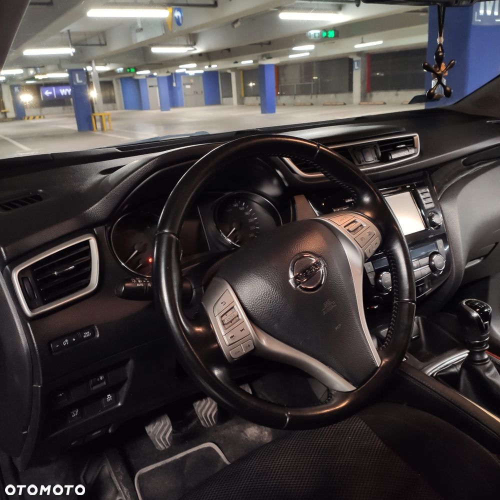 Nissan Qashqai 1.5 dCi Tekna - 8