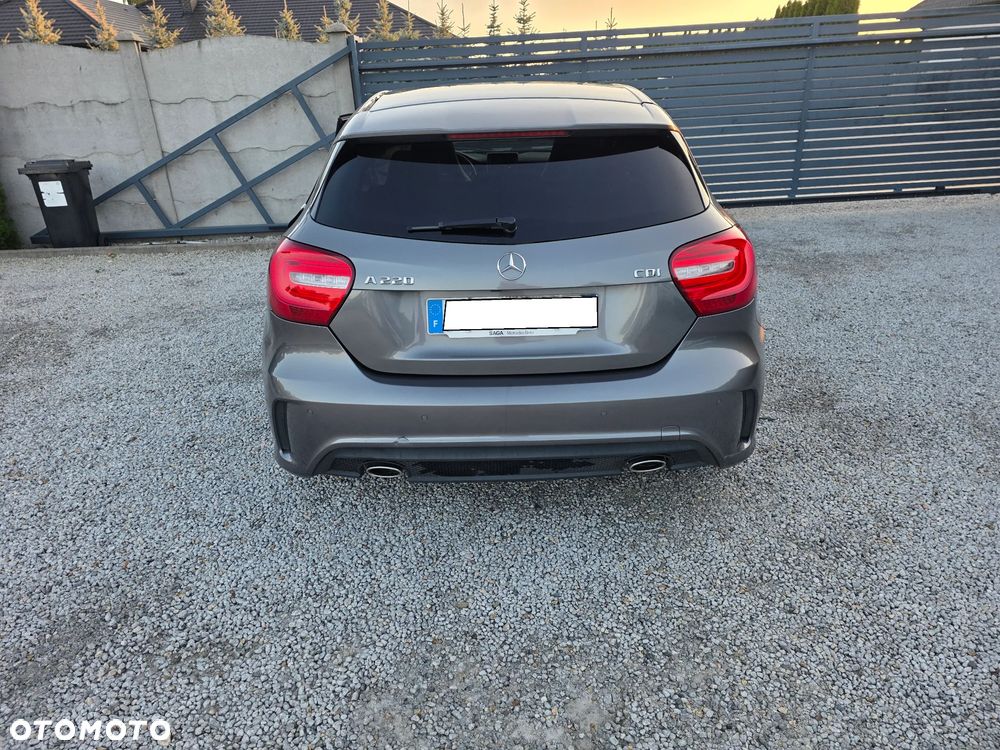 Mercedes-Benz Klasa A 220 CDI - 16