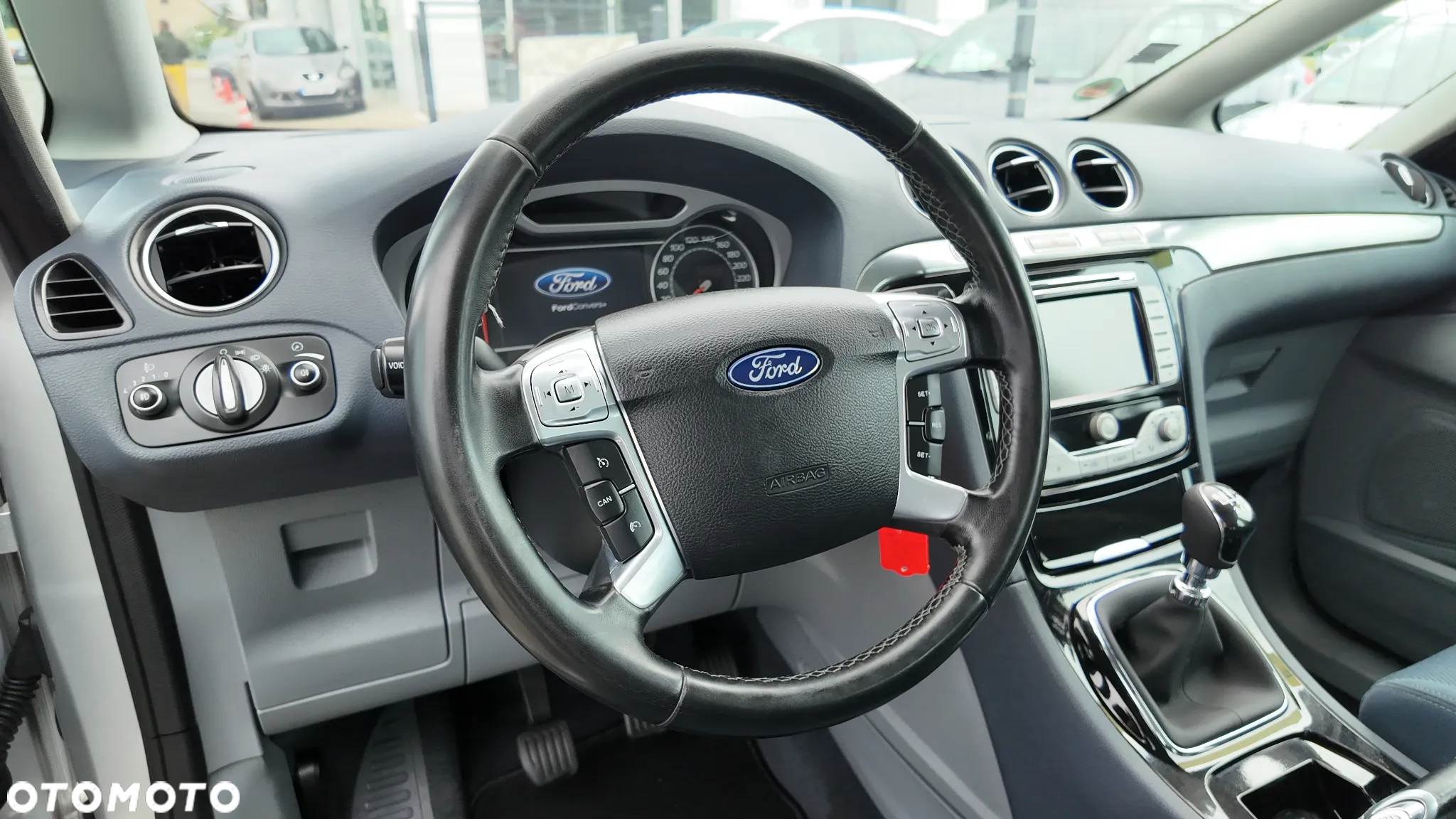 Ford S-Max 2.0 TDCi DPF Titanium - 24