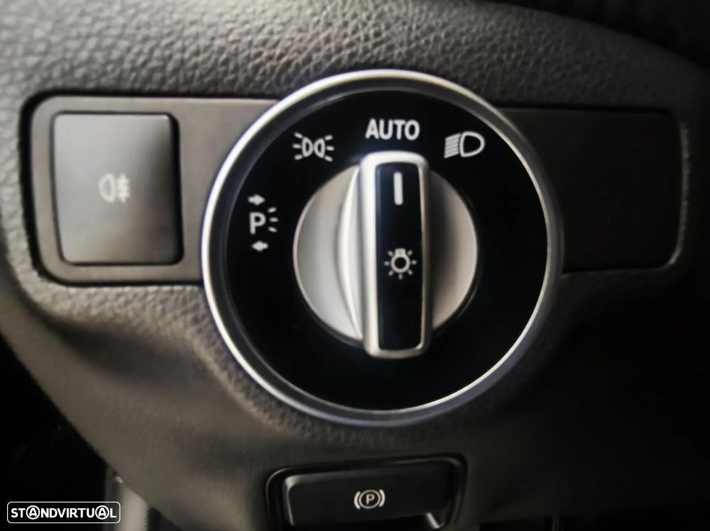 Mercedes-Benz A 180 - 57