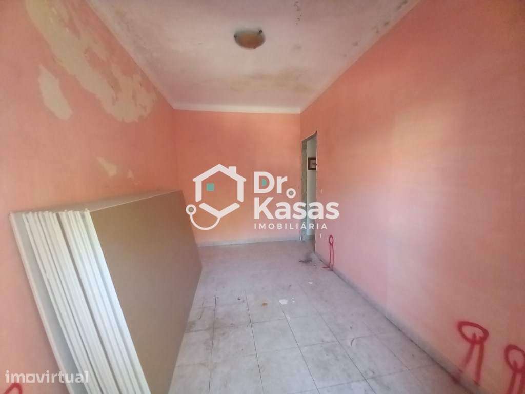 Apartamento T1 renovado na Baixa da Banheira - Grande imagem: 3/19