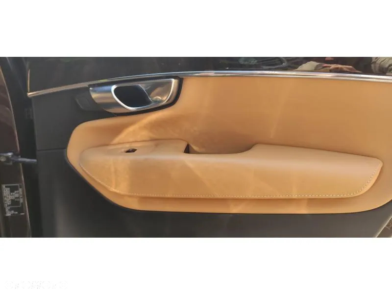 Volvo XC 90 T8 AWD Plug-In Hybrid Inscription 7os - 21