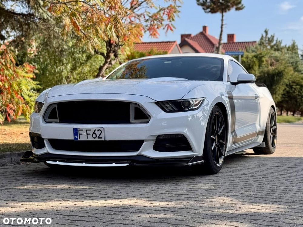 Ford Mustang - 5
