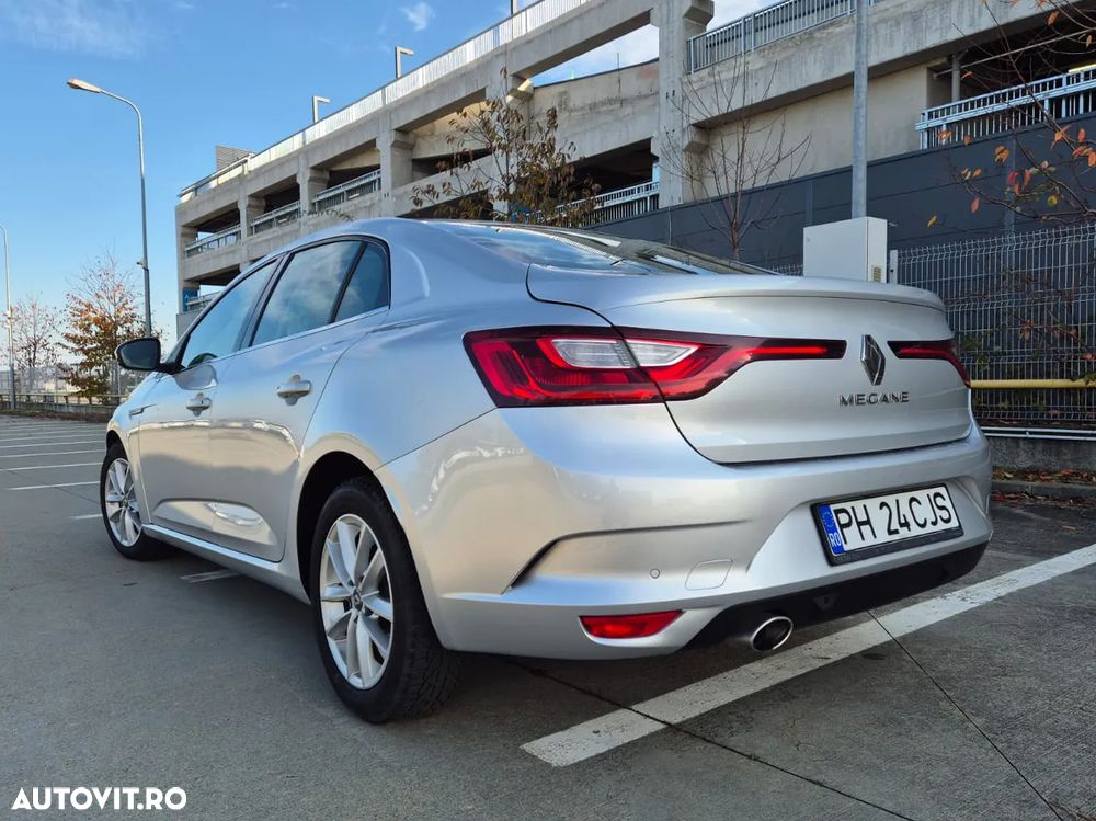 Renault Megane Blue dCi EDC Zen - 16