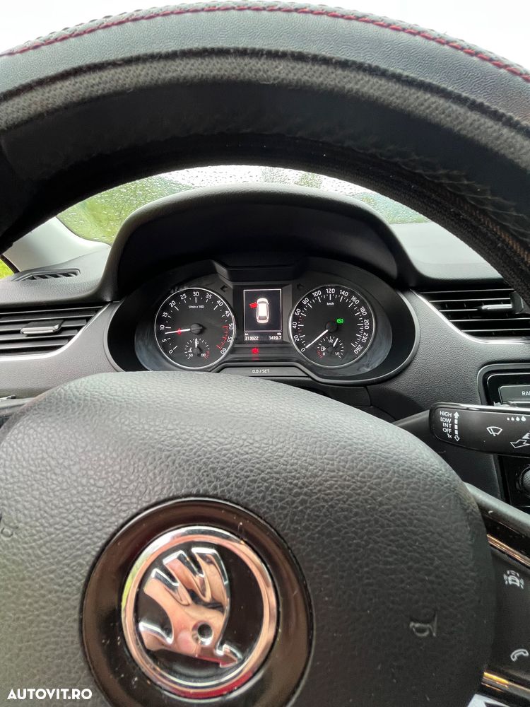 Skoda Octavia 2.0 TDI DSG Drive - 9