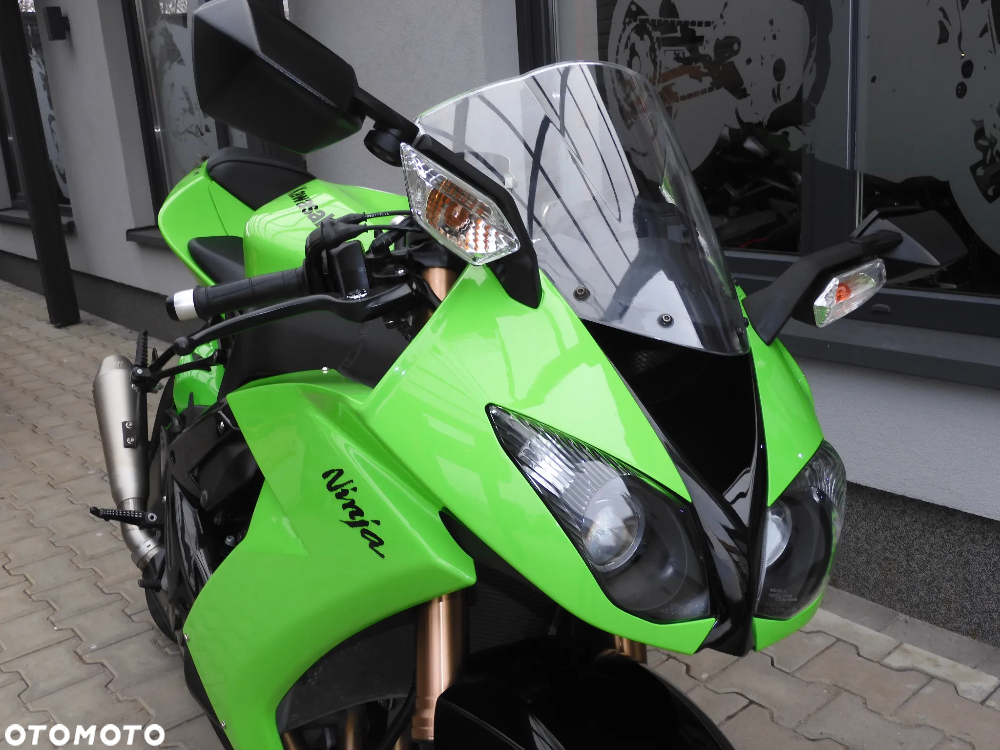 Kawasaki Ninja - 8