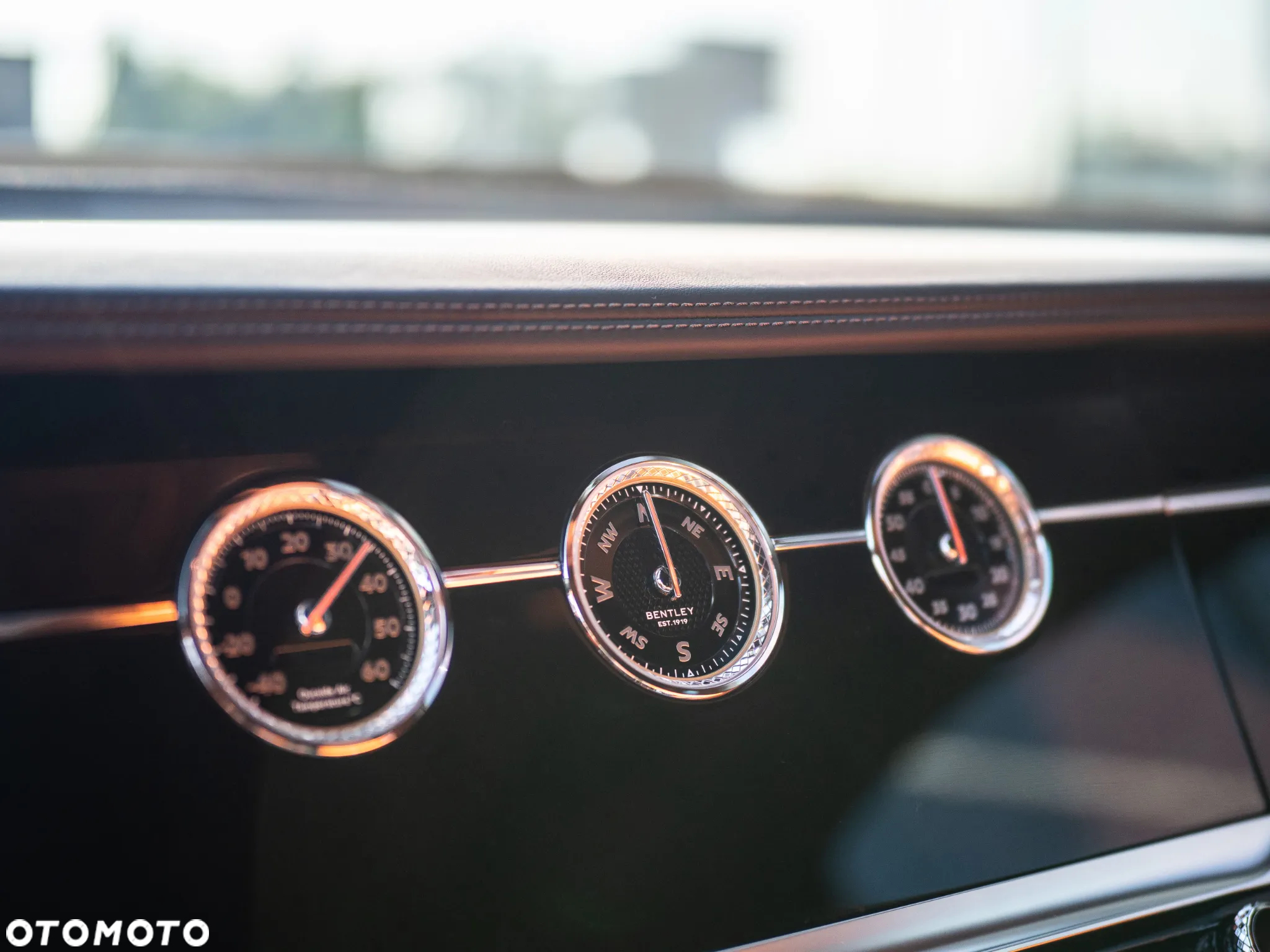 Bentley Flying Spur W12 S - 17