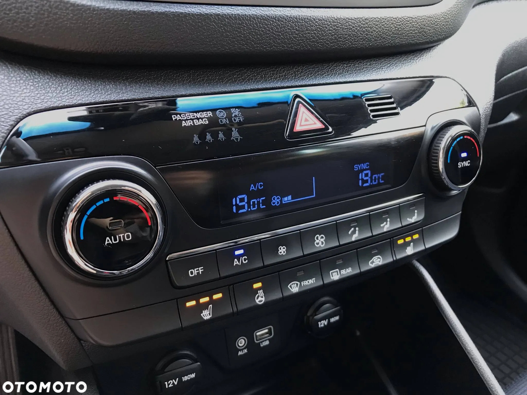 Hyundai Tucson 1.6 GDI BlueDrive Comfort 2WD - 24