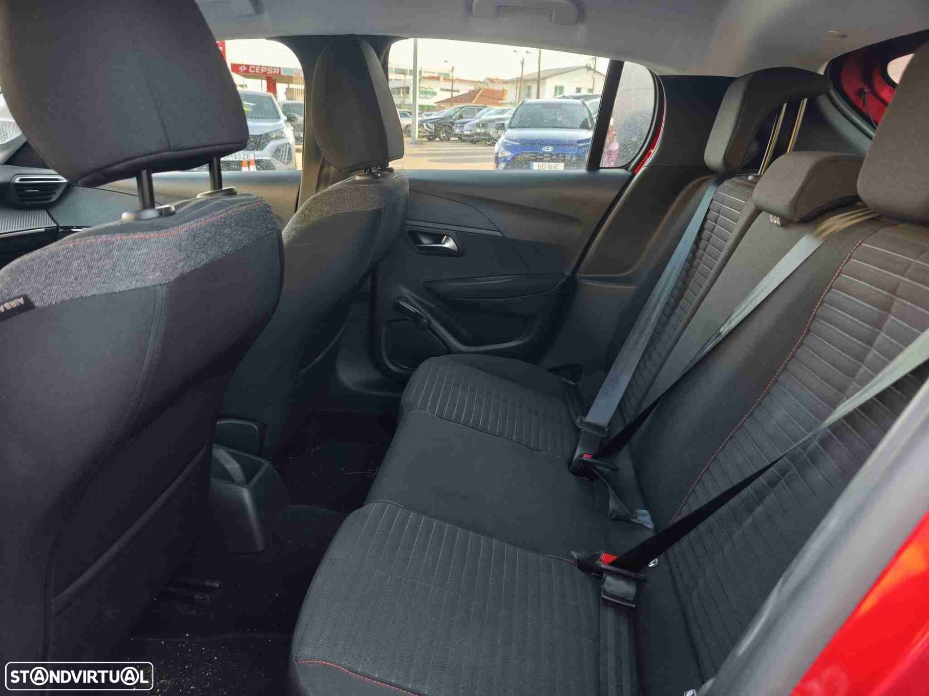Peugeot 208 1.2 PureTech Active - 11