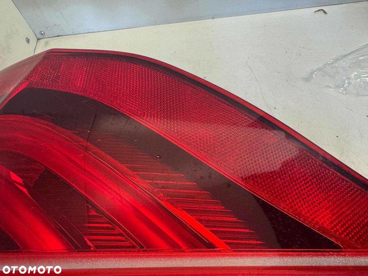BMW 2 F45 LAMPA LEWY TYŁ 7491337 - 9