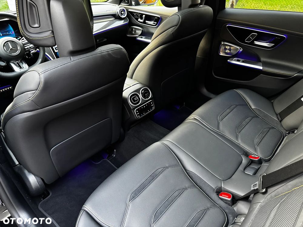 Mercedes-Benz Klasa C AMG 63 S E Performance T AMG Speedshift MCT9G - 19