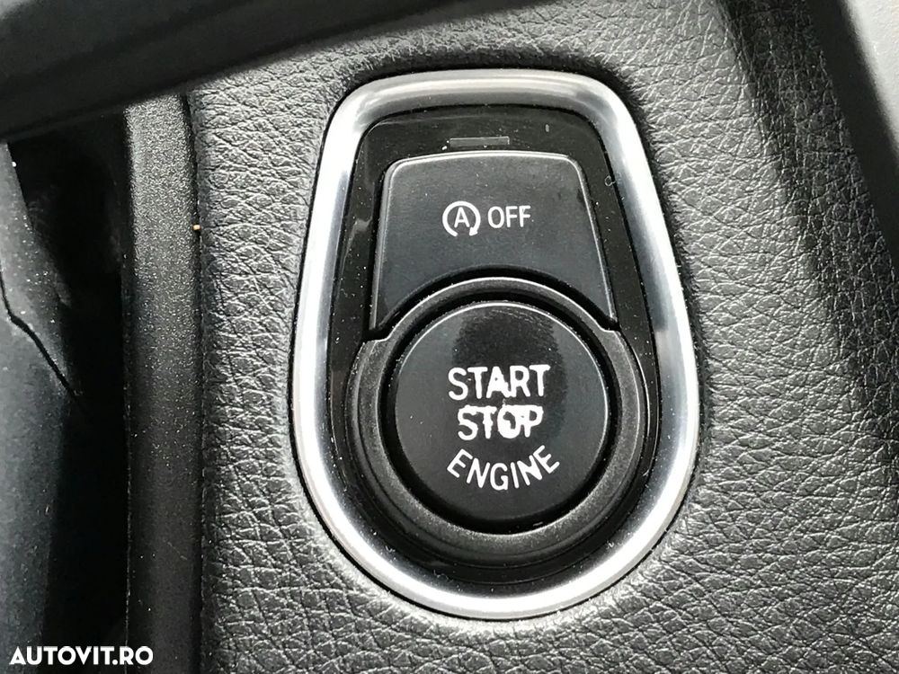 BMW Seria 3 320i Aut. - 26