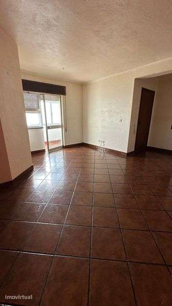 Vende-se apartamento T3 em Portalegre - Grande imagem: 3/12