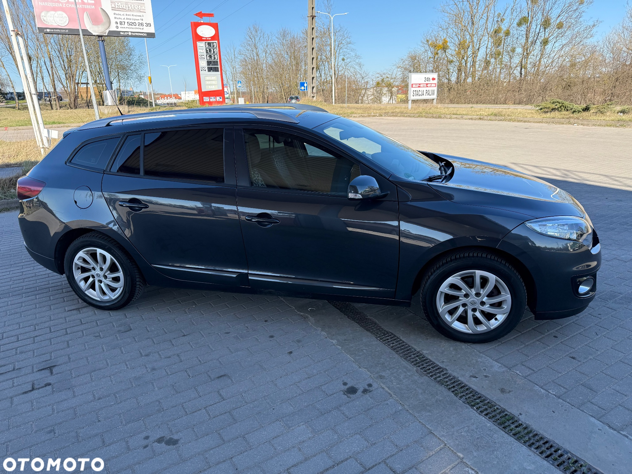 Renault Megane 1.6 SCe Life - 4