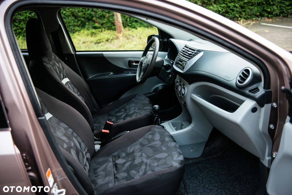 Suzuki Alto 1.0 Comfort City - 23