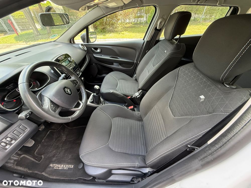 Renault Clio 1.2 16V 75 LIMITED - 7