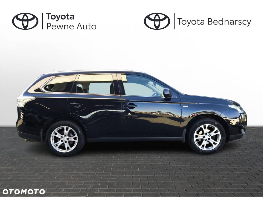 Mitsubishi Outlander - 6