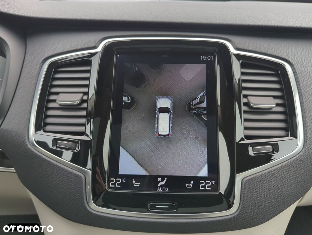 Volvo XC 90 - 24