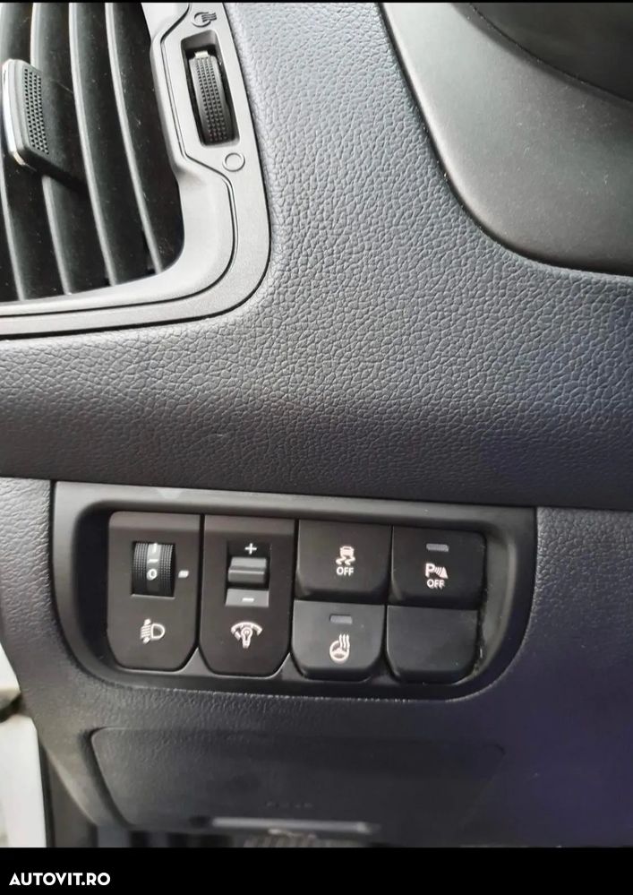 Kia Rio - 9