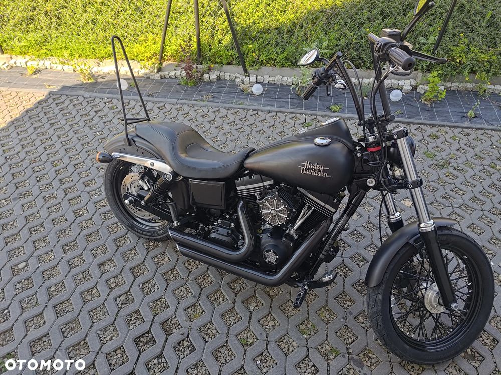 Harley-Davidson Dyna Street Bob - 12